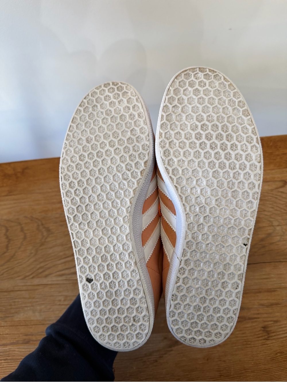 Adidas Gazelle Solar Orange Coral Tennis Shoe Sneakers Athletic Women’s 8 - Picture 6 of 8